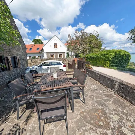 Дом отдыха With A - C In Tihany-balaton 57975
